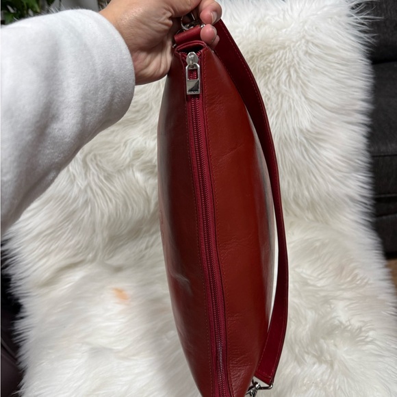 🔥BLACK FRIDAY SALE LIMITED TIME🔥
Authentic Hirofu Red Leather Bag - Picture 12 of 16